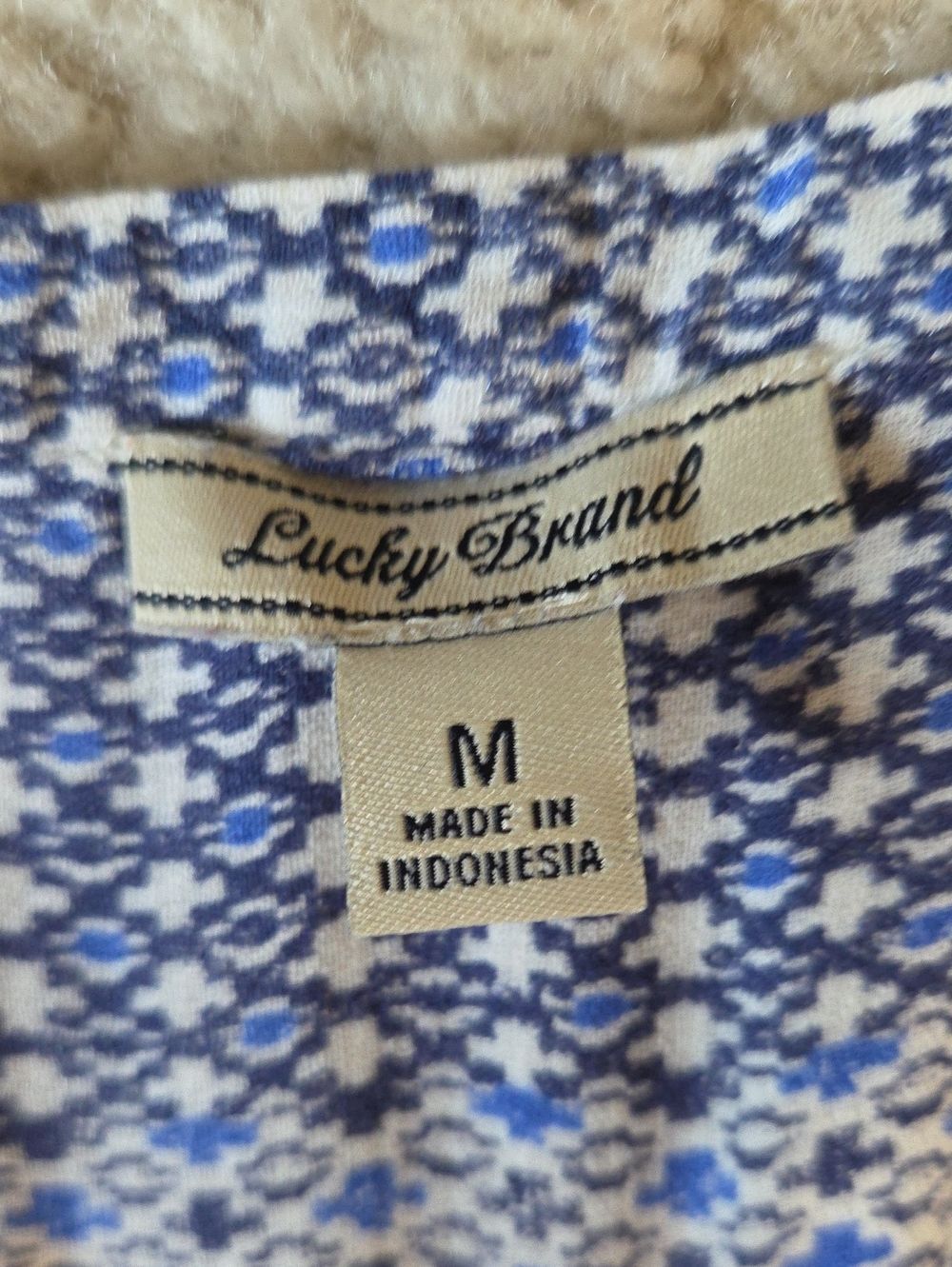 Lucky Brand Blue & White Sleeveless Lightweight Button Down Tie Top Size M - Picture 2 of 6